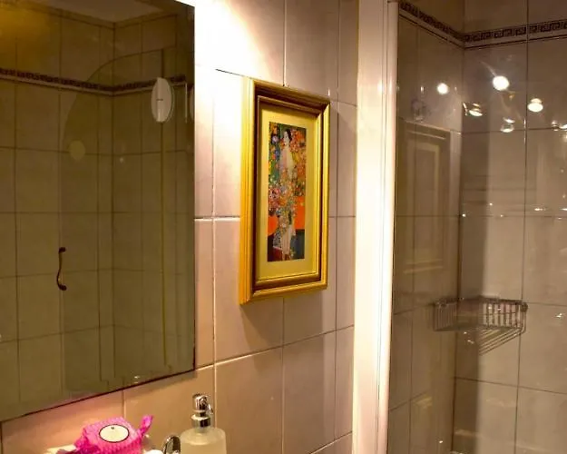Carmen Art